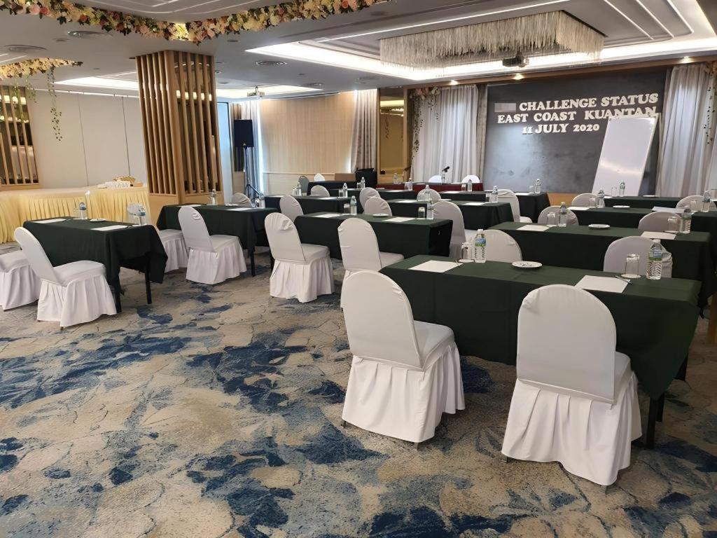 Mega View Hotel Kuantan Exterior photo